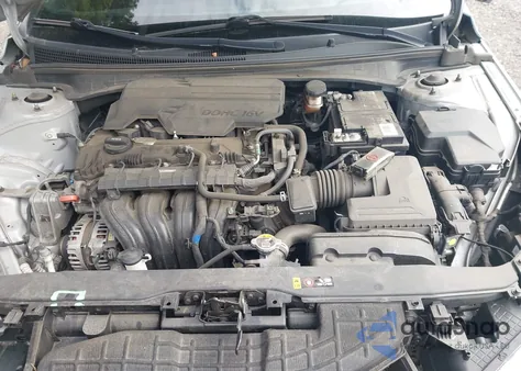 2021 Hyundai Elantra Sel z USA, uszkodzony, nr VIN 5NPLM4AG5MH045481